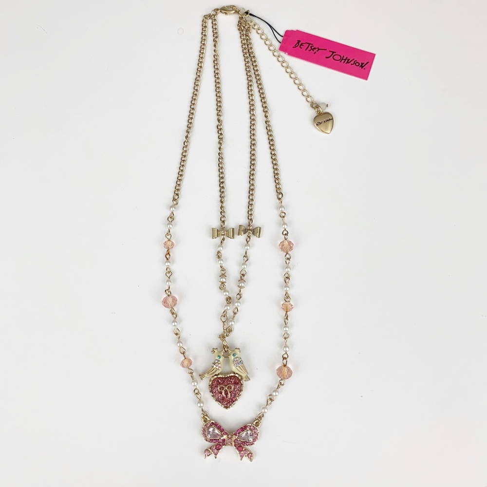 BETSEY JOHNSON Love Birds, Heart, Bow Necklace - Picture 5 of 8